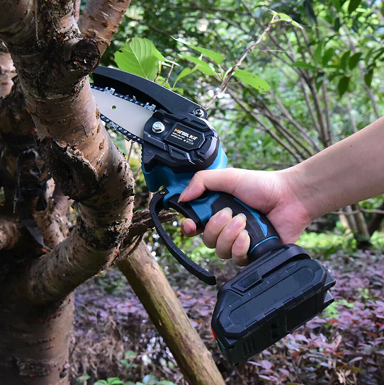 Mini Battery Chainsaw